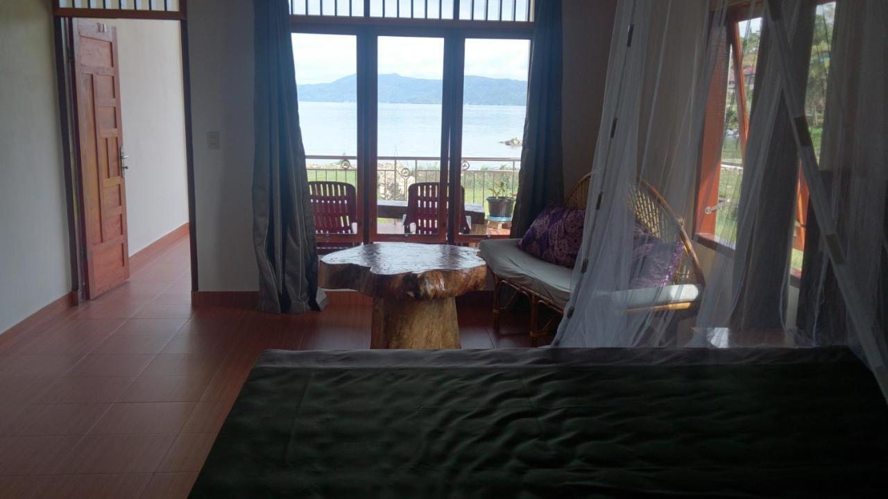Bed and Breakfast Toba Sunset Тук-Тук Экстерьер фото
