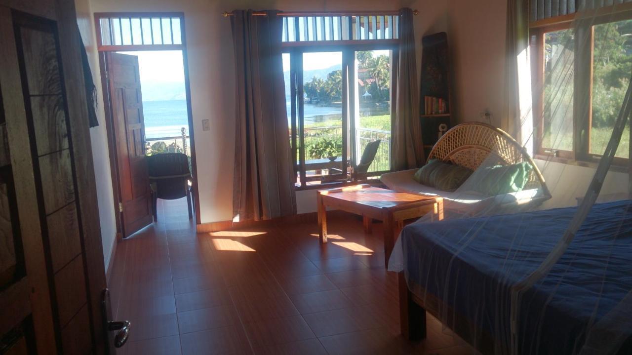 Bed and Breakfast Toba Sunset Тук-Тук Экстерьер фото